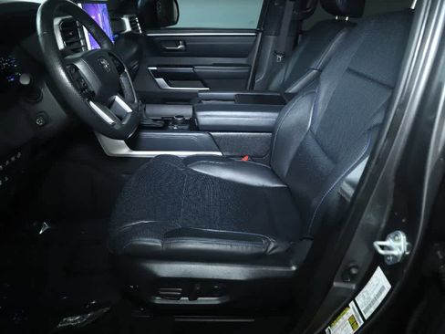 Used 2024 Toyota Tundra Platinum AWD/4WD image 18