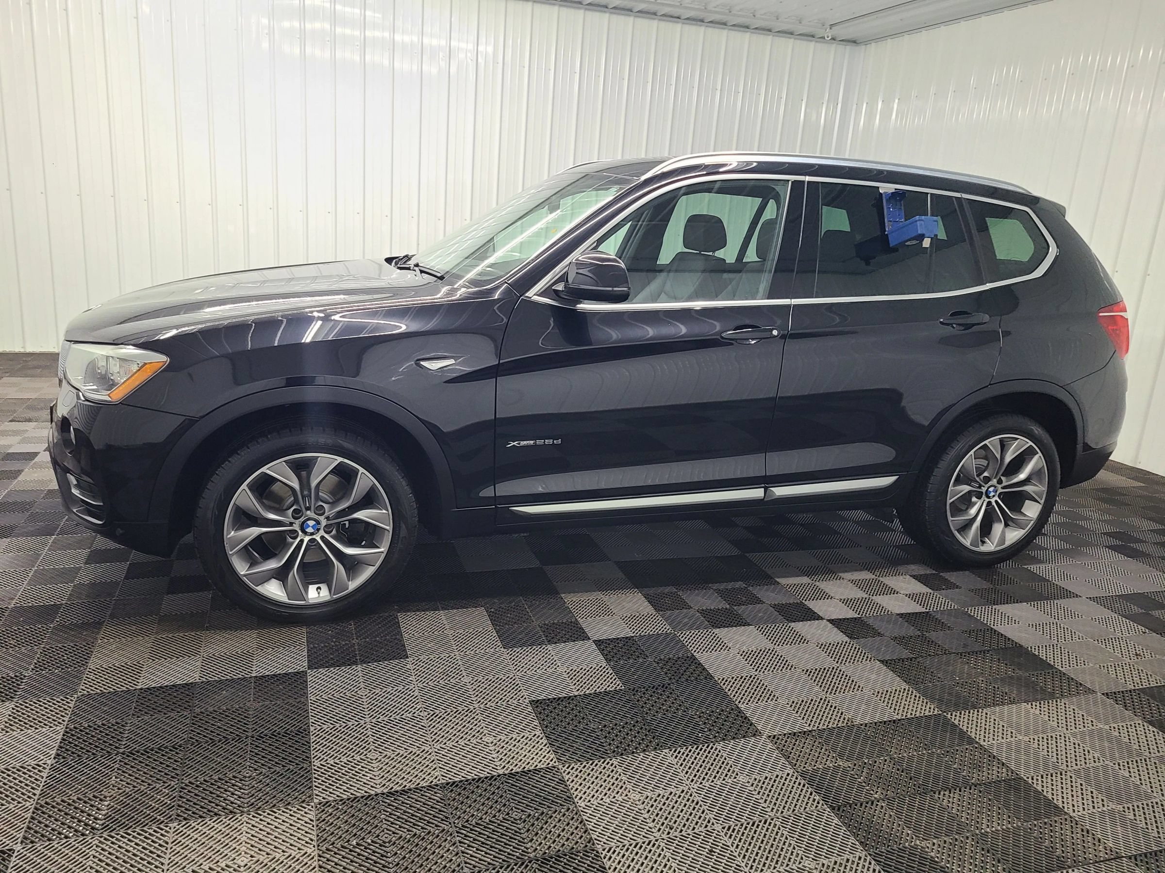 Used 2016 BMW X3 xDrive28d AWD/4WD image 9