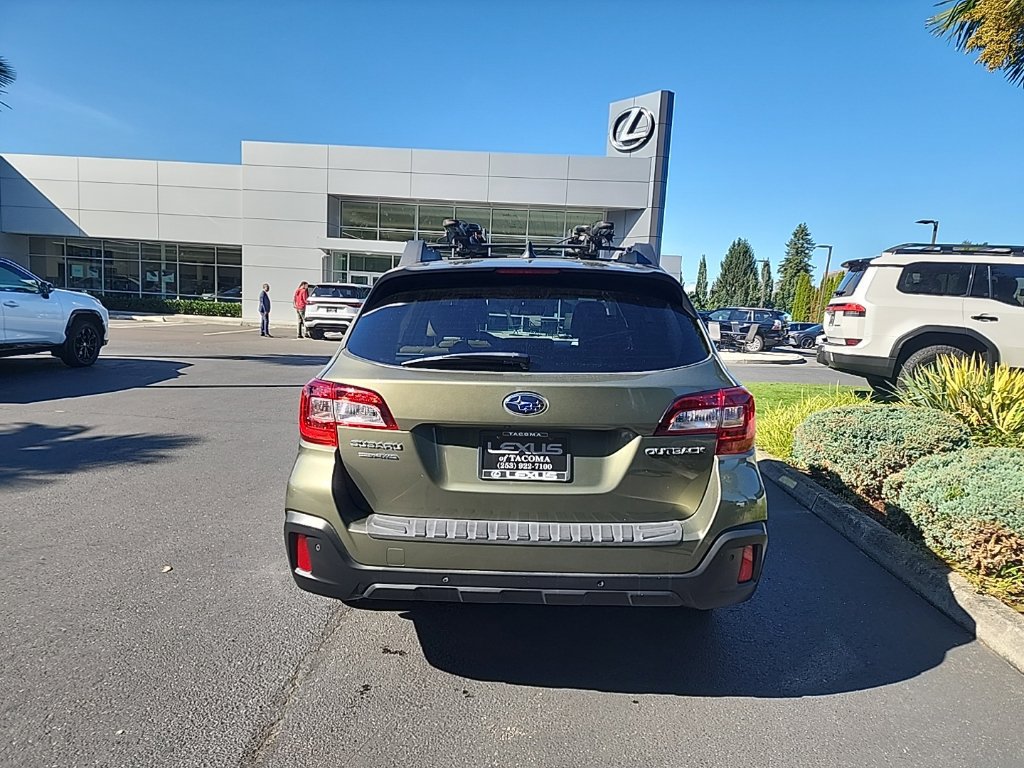 Used 2018 Subaru Outback 2.5i Limited AWD/4WD image 4