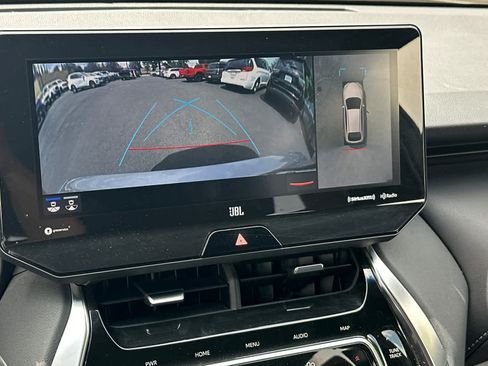 Used 2022 Toyota Venza Limited w/ Advanced Technology Package AWD/4WD image 22