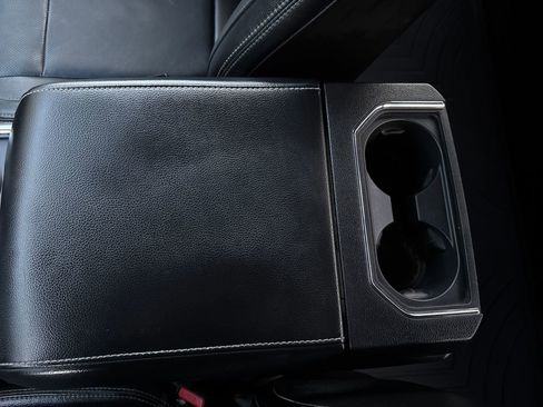 Used 2017 Ford F250 Lariat w/ Lariat Value Package image 42