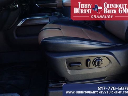 Used 2020 Chevrolet Silverado 1500 High Country w/ Technology Package image 18