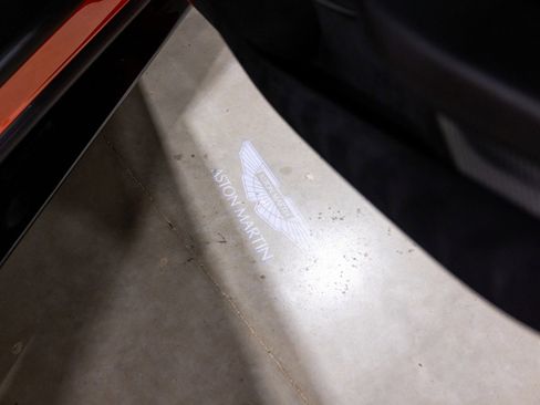 Used 2020 Aston Martin V8 Vantage Coupe image 31