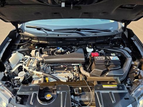 Used 2020 Nissan Rogue SV FWD image 48
