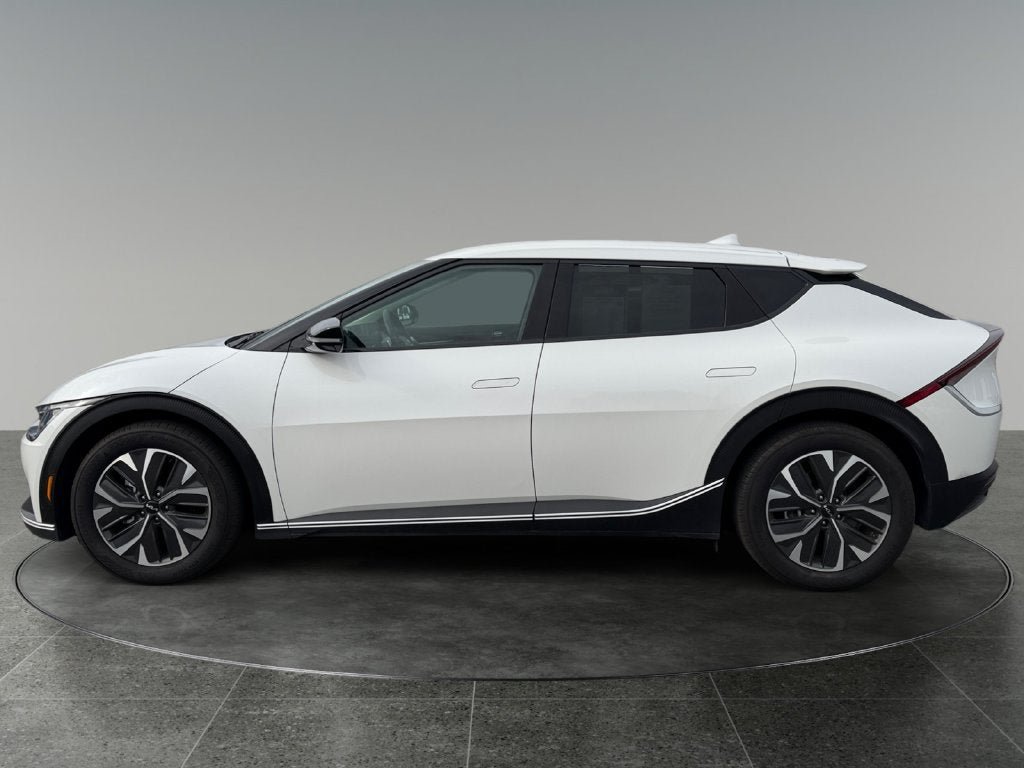 Used 2024 Kia EV6 Light AWD/4WD image 6