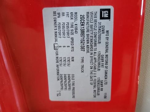 Used 2007 Chevrolet Silverado 1500 LTZ w/ Safety Package AWD/4WD image 18