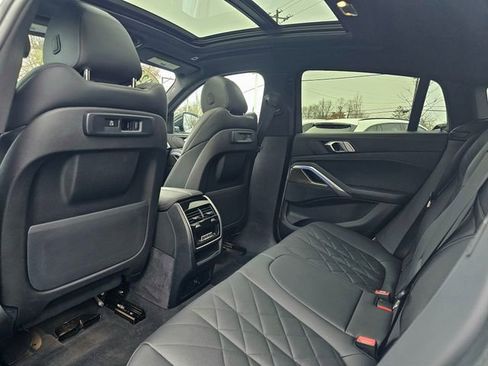 Used 2023 BMW X6 xDrive40i w/ Premium Package image 24