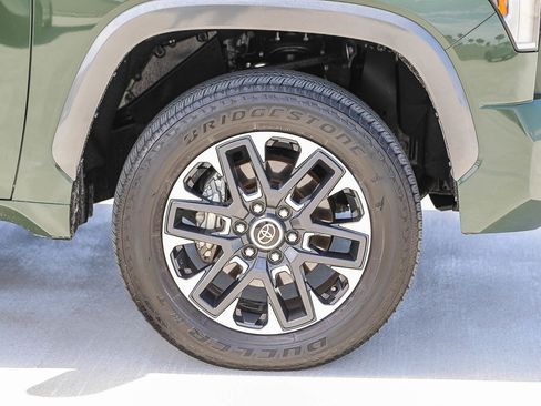 Used 2023 Toyota Tundra Limited AWD/4WD image 10