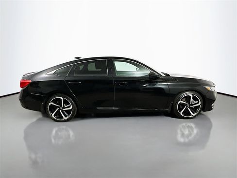 Used 2019 Honda Accord Sport image 7