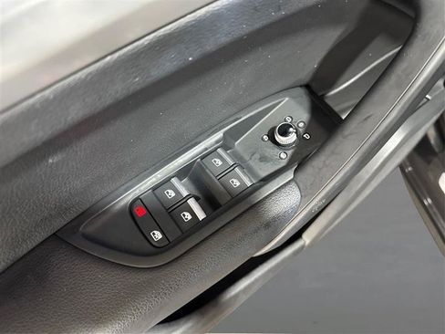 Used 2018 Audi Q5 2.0T Premium Plus AWD/4WD image 32