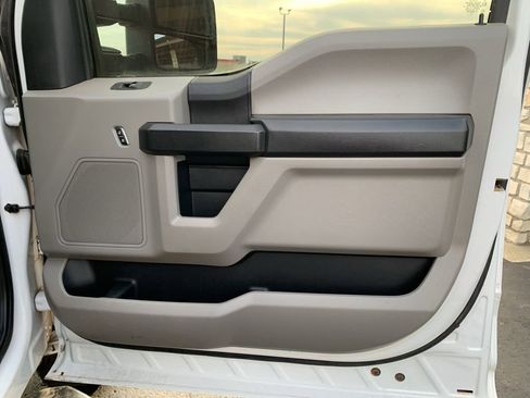 Used 2019 Ford F250 XL w/ Power Equipment Group AWD/4WD image 8