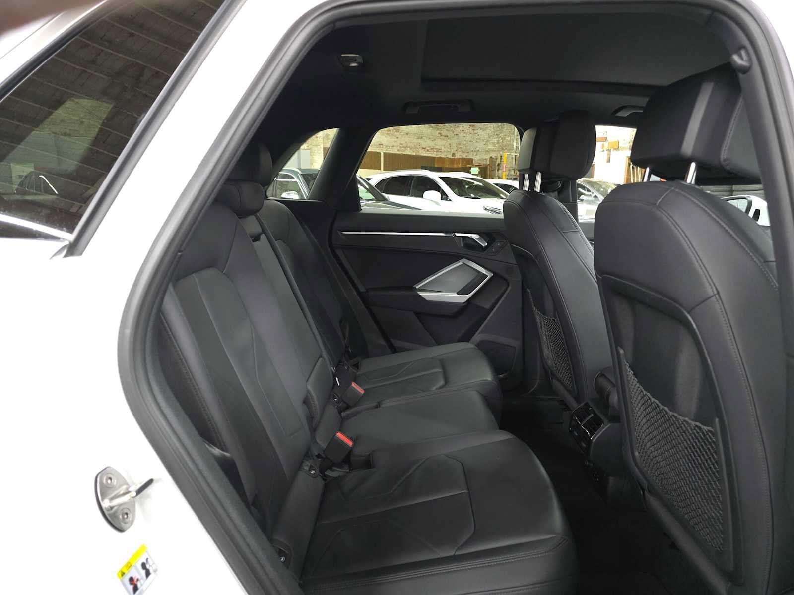 Used 2025 Audi Q3 2.0T Premium AWD/4WD image 12