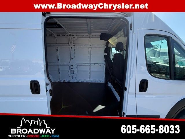 New 2026 RAM ProMaster 2500 w/ Convenience Group FWD image 11