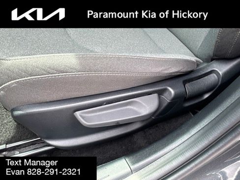 Used 2025 Kia K4 FWD image 18