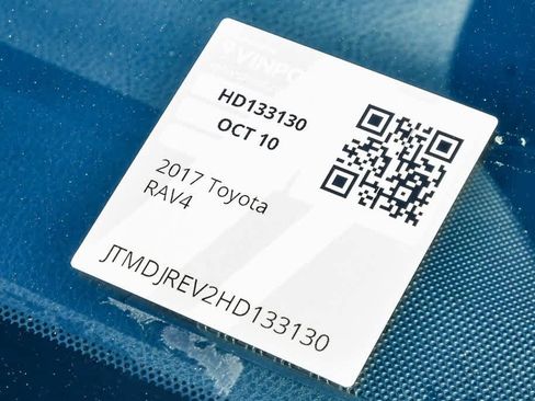 Used 2017 Toyota RAV4 Limited image 30