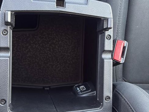 Used 2021 Jeep Wrangler Unlimited Sport AWD/4WD image 40