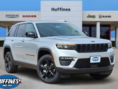 New 2025 Jeep Grand Cherokee Limited w/ Black Appearance Package image 1