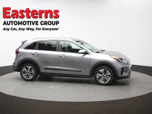 Used 2022 Kia Niro EX FWD image 47