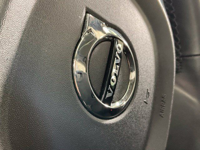 Certified 2025 Volvo XC90 T8 Plus AWD/4WD image 43