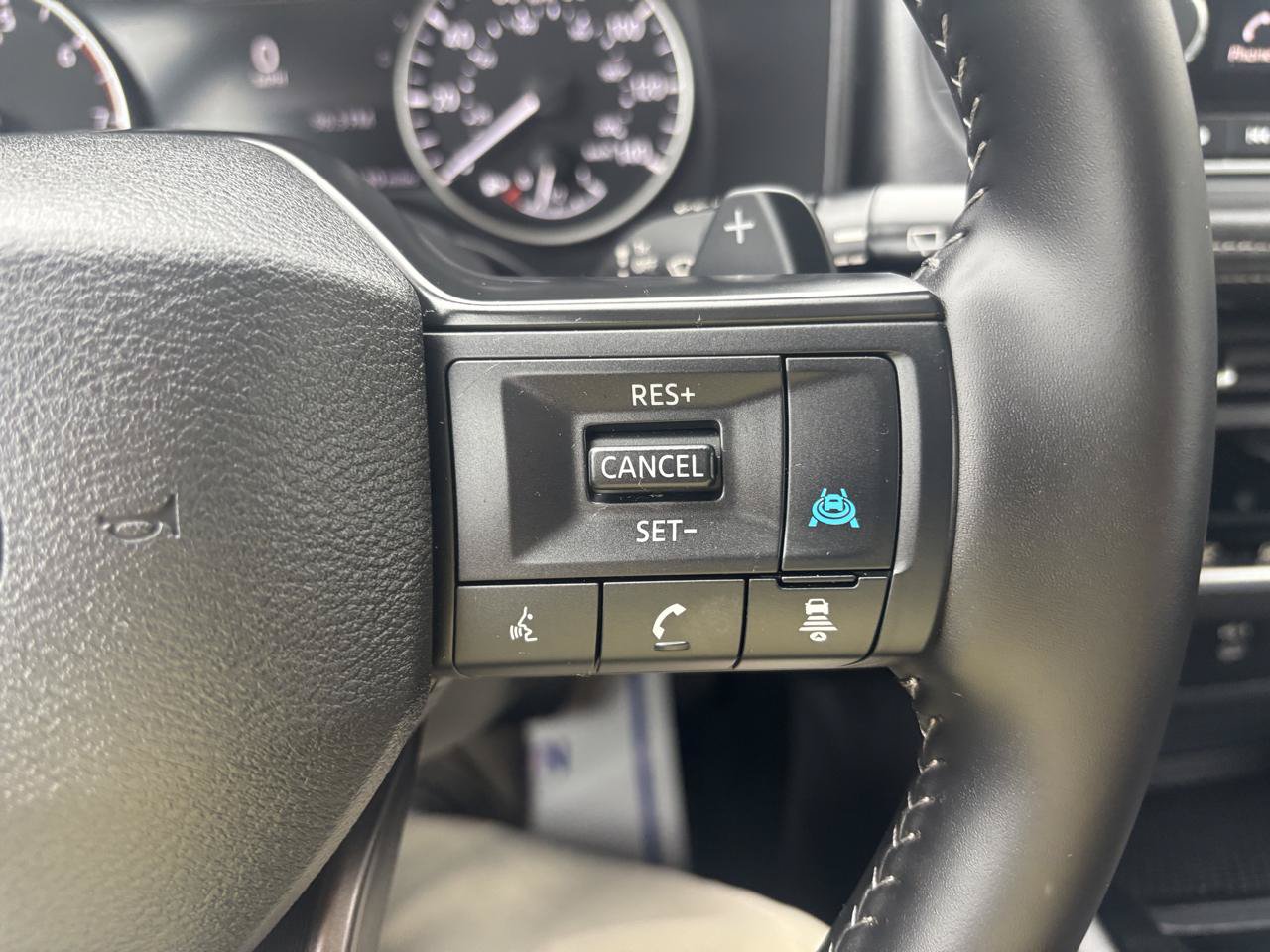 Used 2026 Nissan Rogue SV AWD/4WD image 18