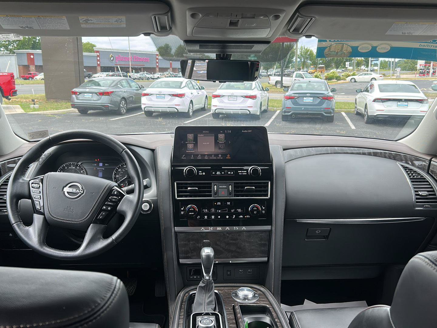 Used 2024 Nissan Armada Platinum w/ Captain's Chairs Package AWD/4WD image 29