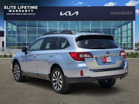 Used 2017 Subaru Outback 3.6R Limited AWD/4WD image 4