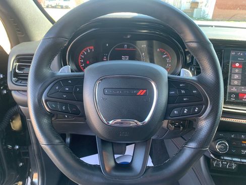 Used 2024 Dodge Durango GT image 17