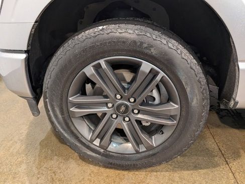 Used 2022 Ford F150 Lariat w/ Max Trailer Tow Package image 10