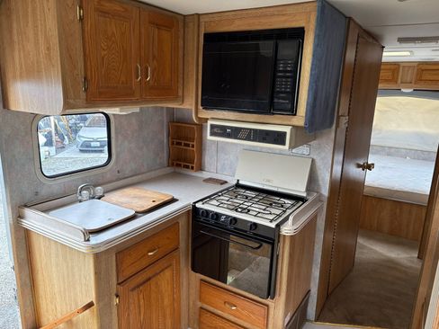 Used 1995 Ford E-350 and Econoline 350 image 43