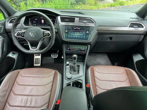 Used 2024 Volkswagen Tiguan SEL R-Line AWD/4WD image 13