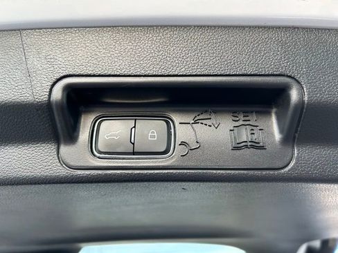 Used 2025 Ford Explorer Active w/ Active Comfort Package image 49