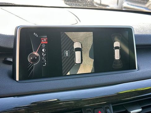 Used 2014 BMW X5 xDrive35d image 14