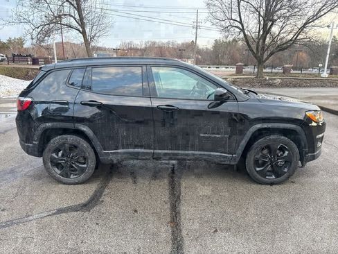 Certified 2018 Jeep Compass Latitude w/ Popular Equipment Group image 6