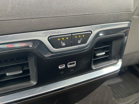 Used 2023 Chevrolet Silverado 1500 LTZ image 22