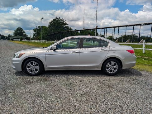 Used 2012 Honda Accord LX image 9