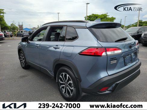 Used 2024 Toyota Corolla Cross AWD Hybrid image 7