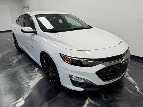 Used 2024 Chevrolet Malibu LT w/ Sport Edition image 17