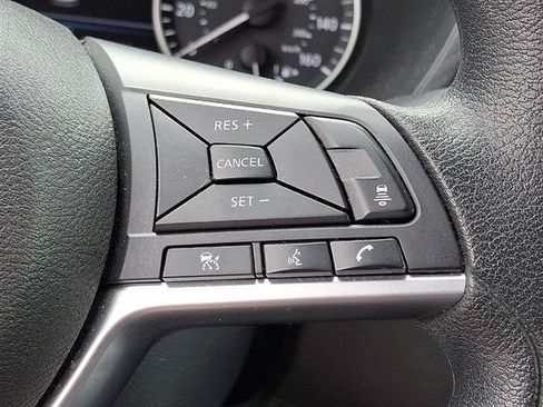 Certified 2024 Nissan Sentra SV FWD image 22