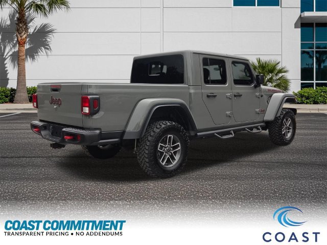 Used 2023 Jeep Gladiator Rubicon w/ Trailer Tow Package AWD/4WD image 6