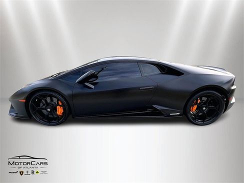 Used 2020 Lamborghini Huracan EVO image 5