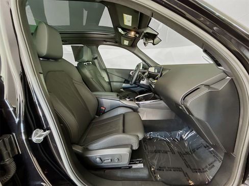 Used 2025 BMW X3 xDrive30i w/ Premium Package image 24