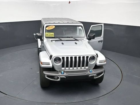 Used 2023 Jeep Wrangler Unlimited Sahara w/ Cold Weather Group AWD/4WD image 39