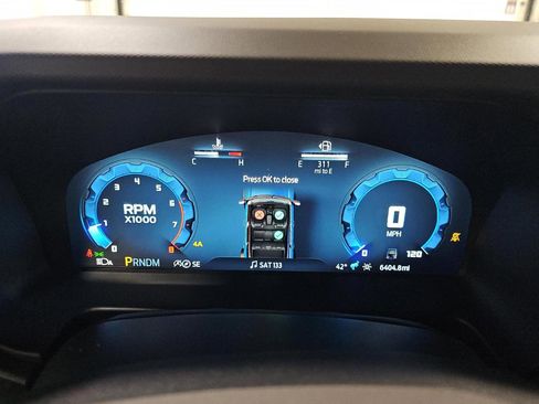 Used 2025 Ford Bronco Badlands image 17