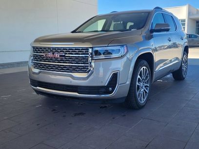 Used 2022 GMC Acadia Denali w/ LPO, Floor Liner Package