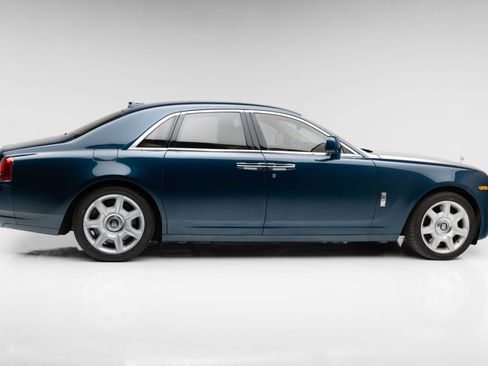 Used 2010 Rolls-Royce Ghost RWD image 15