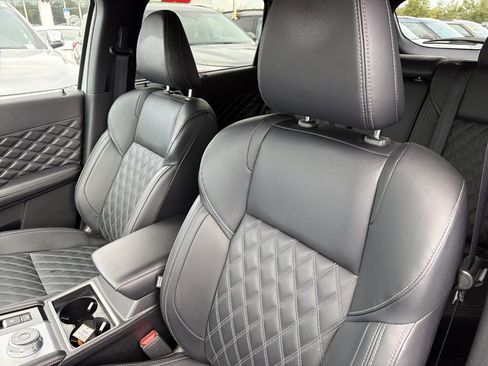 Used 2024 Mitsubishi Outlander SEL image 12