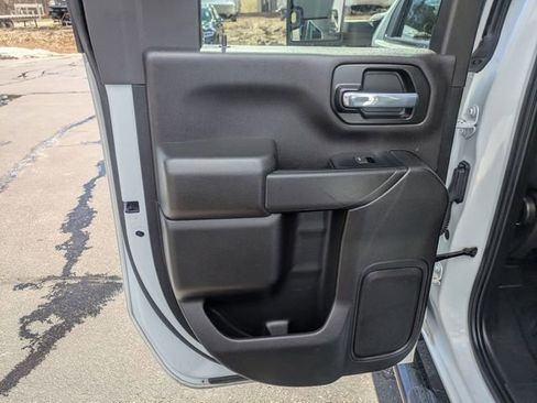 Used 2024 GMC Sierra 2500 Pro w/ Convenience Package image 27