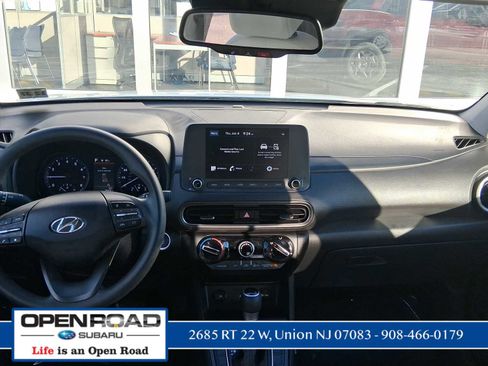 Used 2023 Hyundai Kona SEL image 11