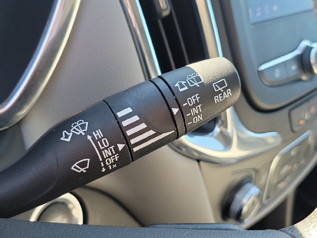 Used 2023 Chevrolet Equinox LT FWD image 14