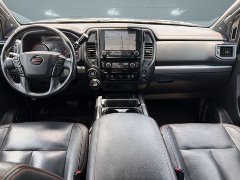 Used 2020 Nissan Titan PRO-4X w/ Pro-4x Convenience Package AWD/4WD image 15